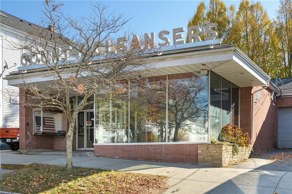76 State Street Property Photo 1