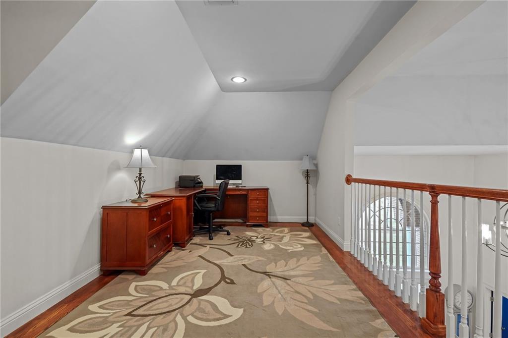 90 Bailey Boulevard Property Photo 24