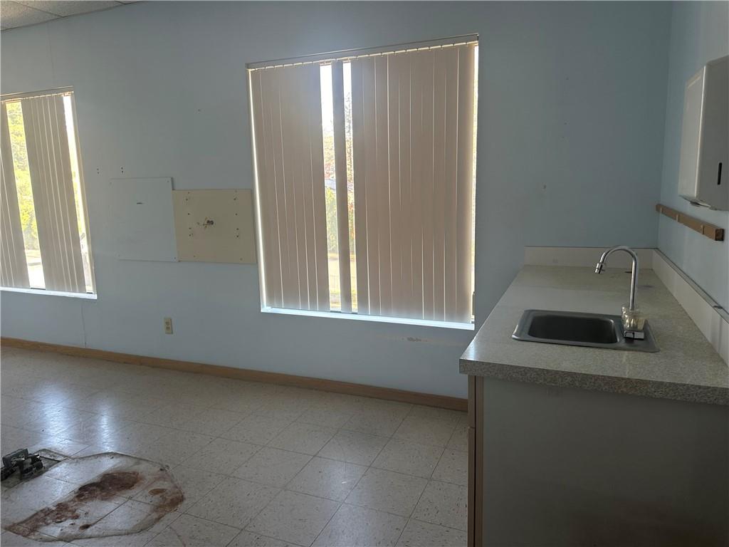 1635 Mineral Spring Avenue Unit 201 Property Photo 27