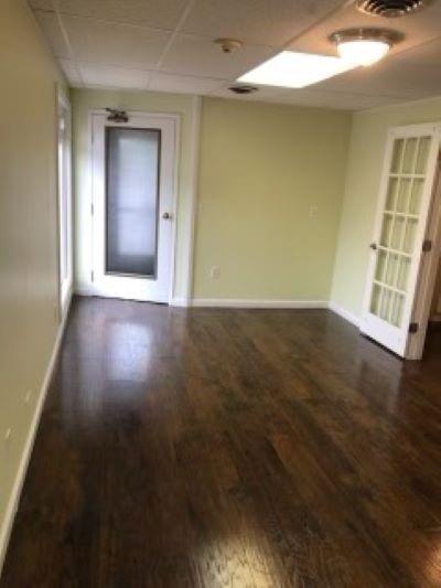 845 Oaklawn Avenue Unit 104 Property Photo 7
