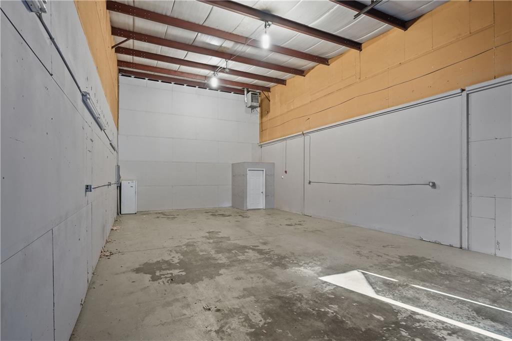 100 Bellows Street Property Photo 4