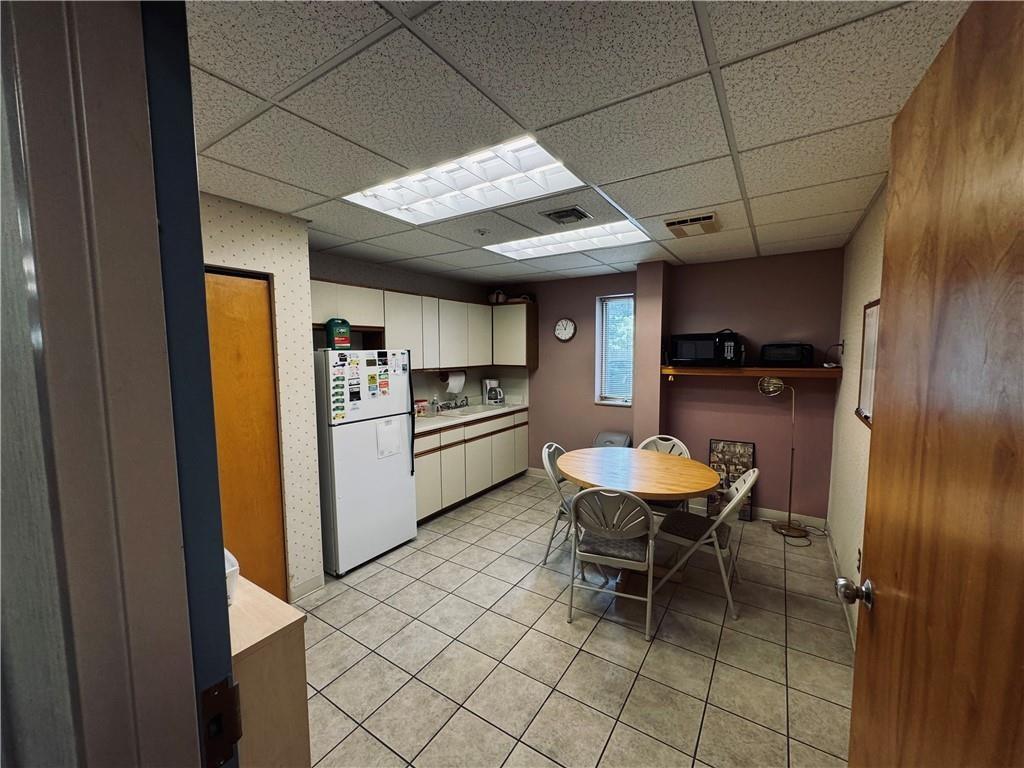 292 Waterman Avenue Property Photo 12