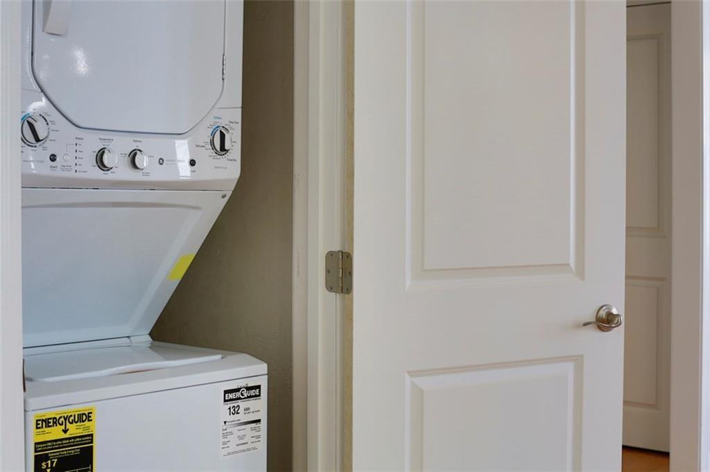 100 Penn Street Property Photo 11