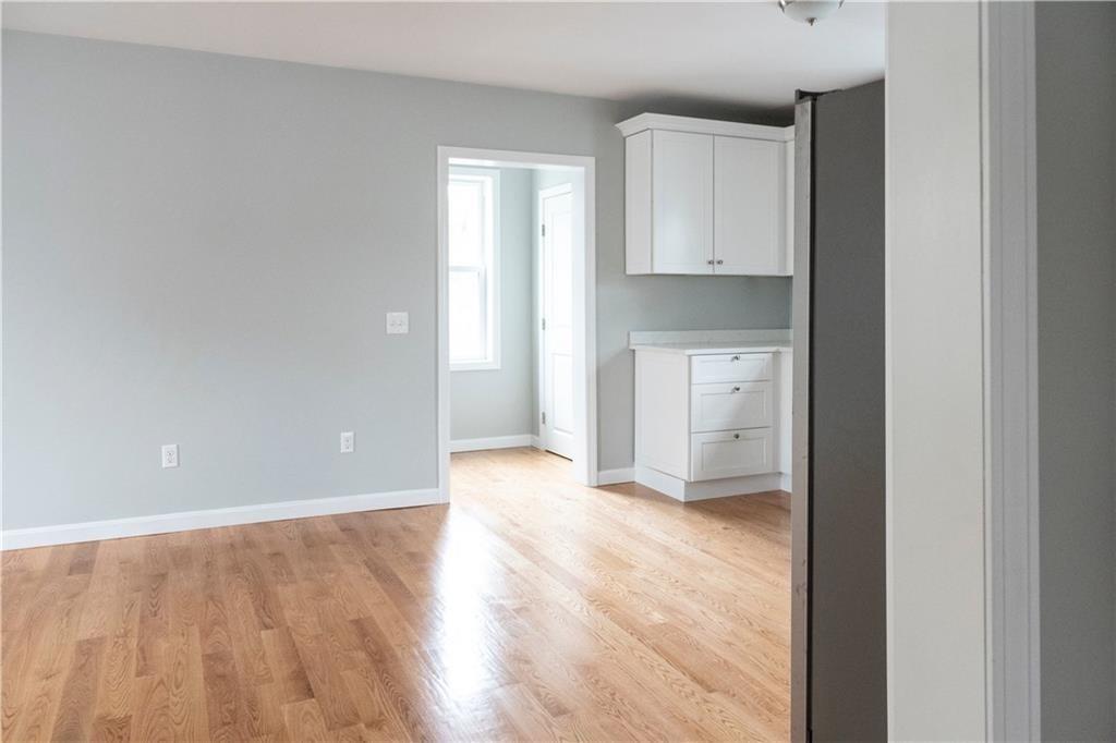 100 Penn Street Property Photo 21
