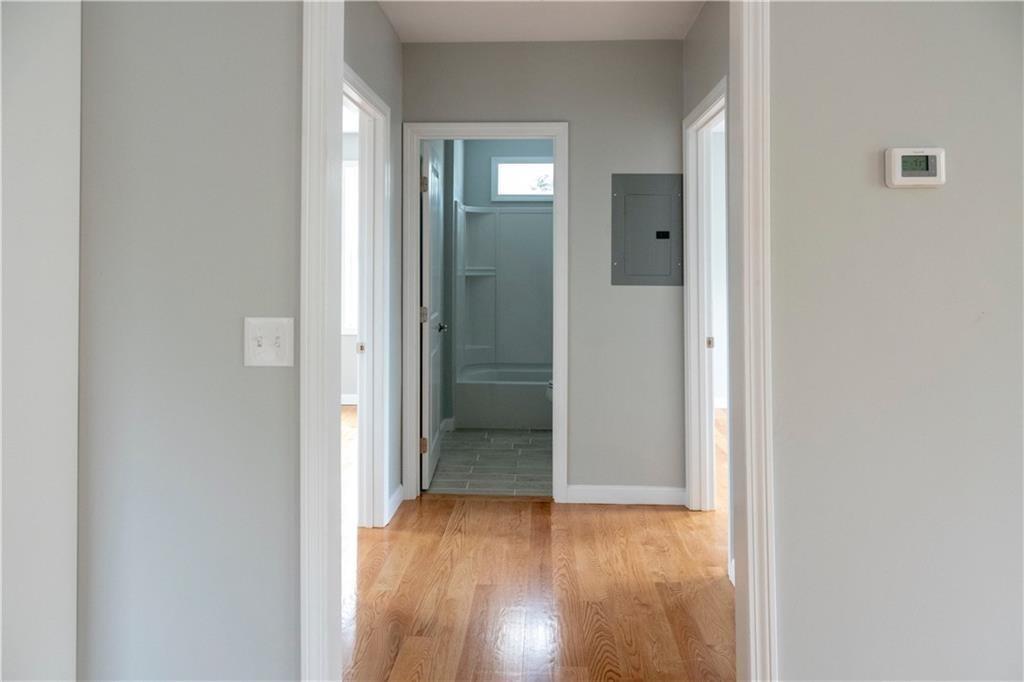 100 Penn Street Property Photo 25
