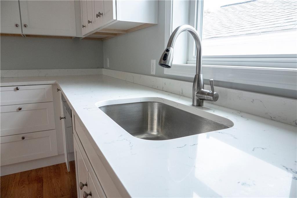 100 Penn Street Property Photo 26