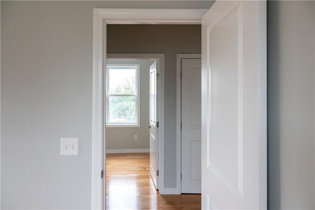 100 Penn Street Property Photo 33