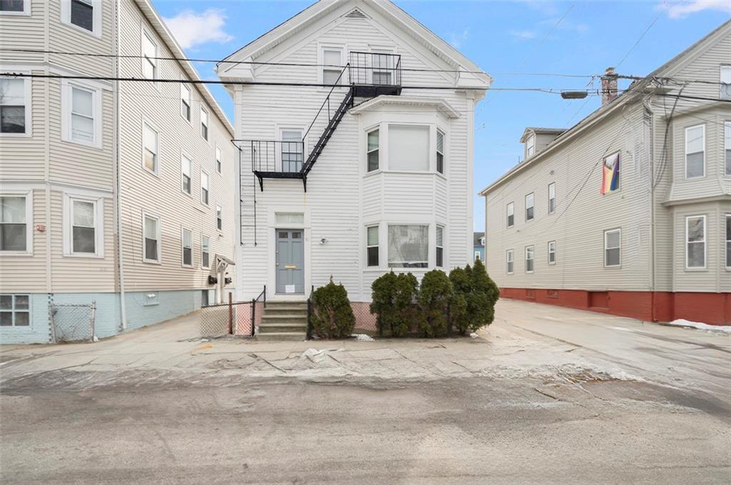98 Penn Street Property Photo 1