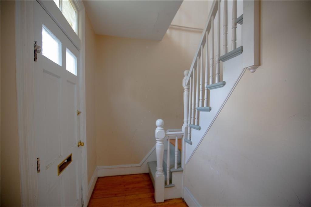 98 Penn Street Property Photo 9