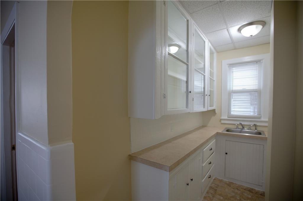 98 Penn Street Property Photo 17