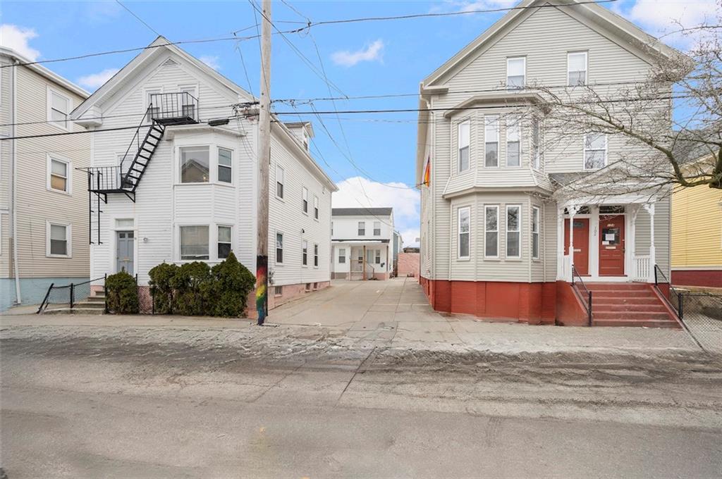 102 Penn Street Property Photo 6