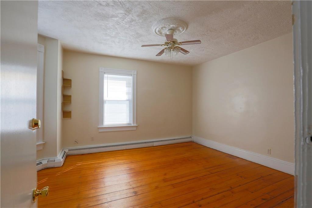 102 Penn Street Property Photo 8