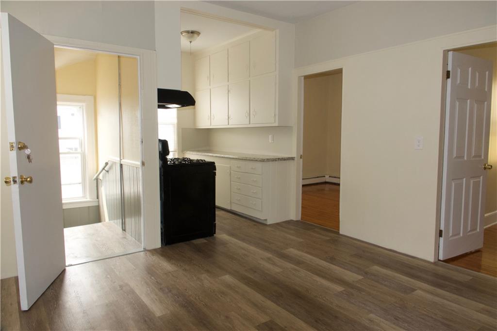 102 Penn Street Property Photo 22