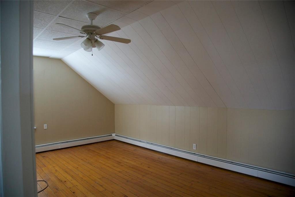 102 Penn Street Property Photo 27