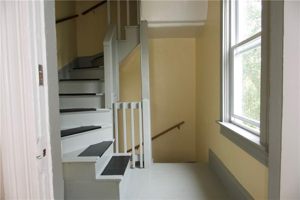 102 Penn Street Property Photo 32