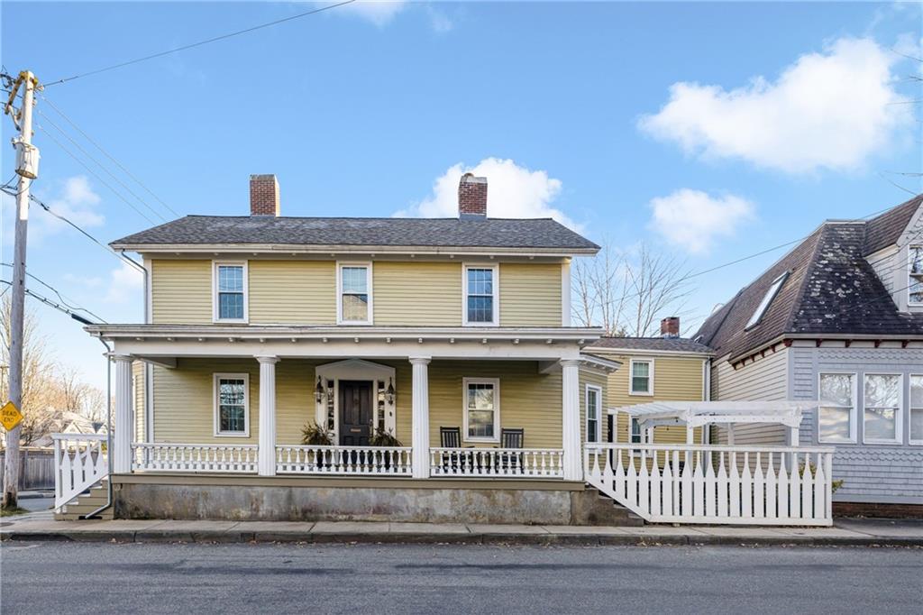 17 Old Beach Road Property Photo 1