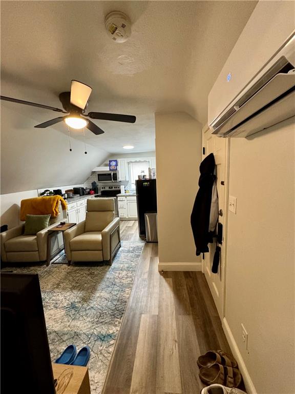 15 Rock Street Unit 2 Property Photo 3