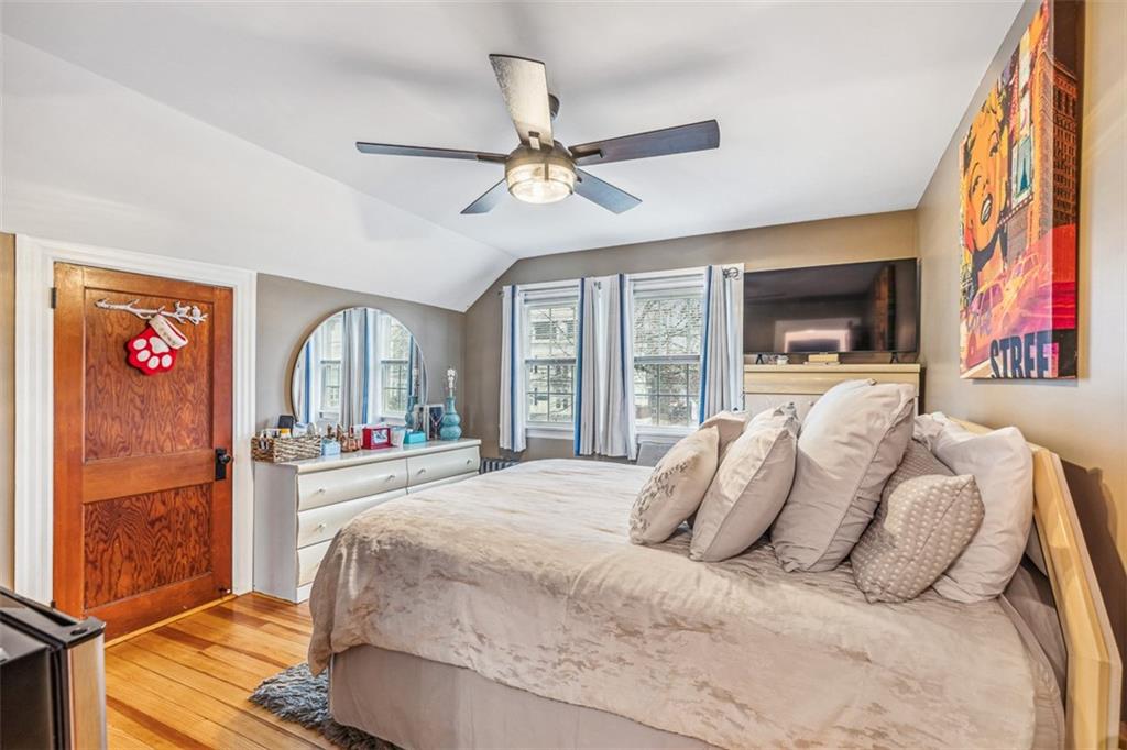300 Farmington Avenue Property Photo 31