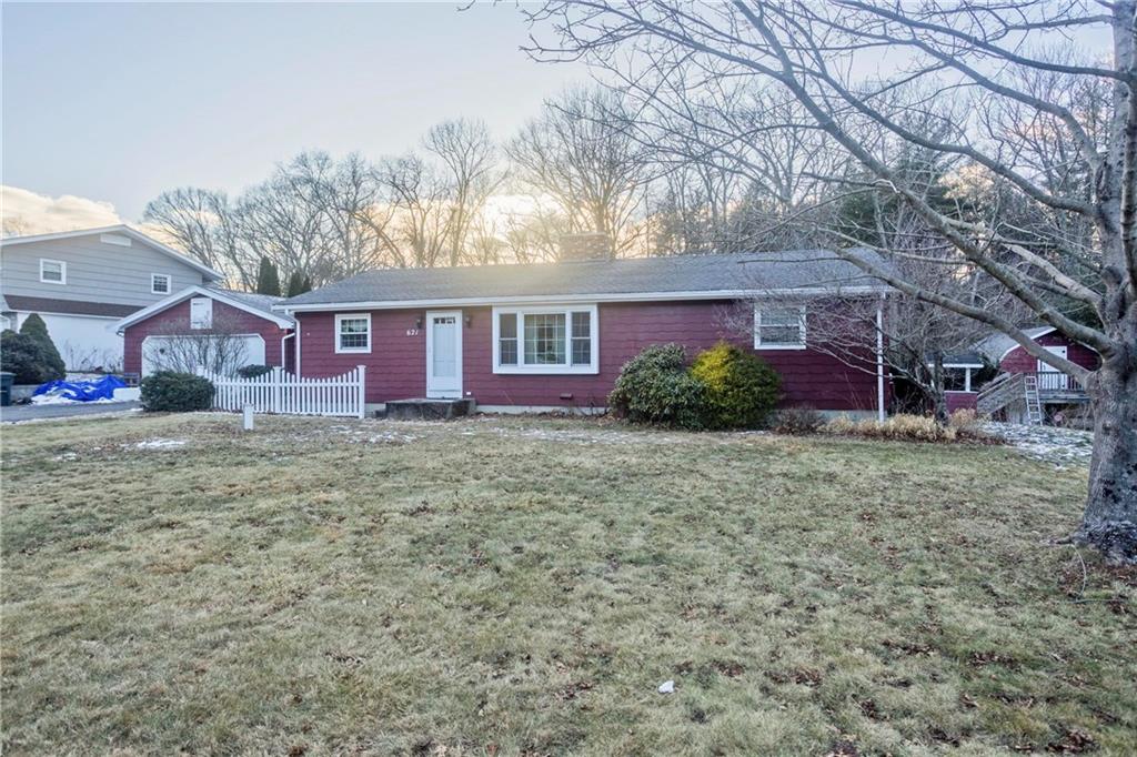 621 Black Plain Road Property Photo 3