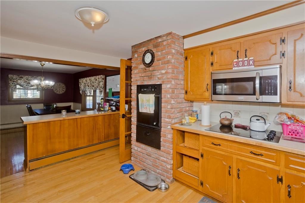 621 Black Plain Road Property Photo 8