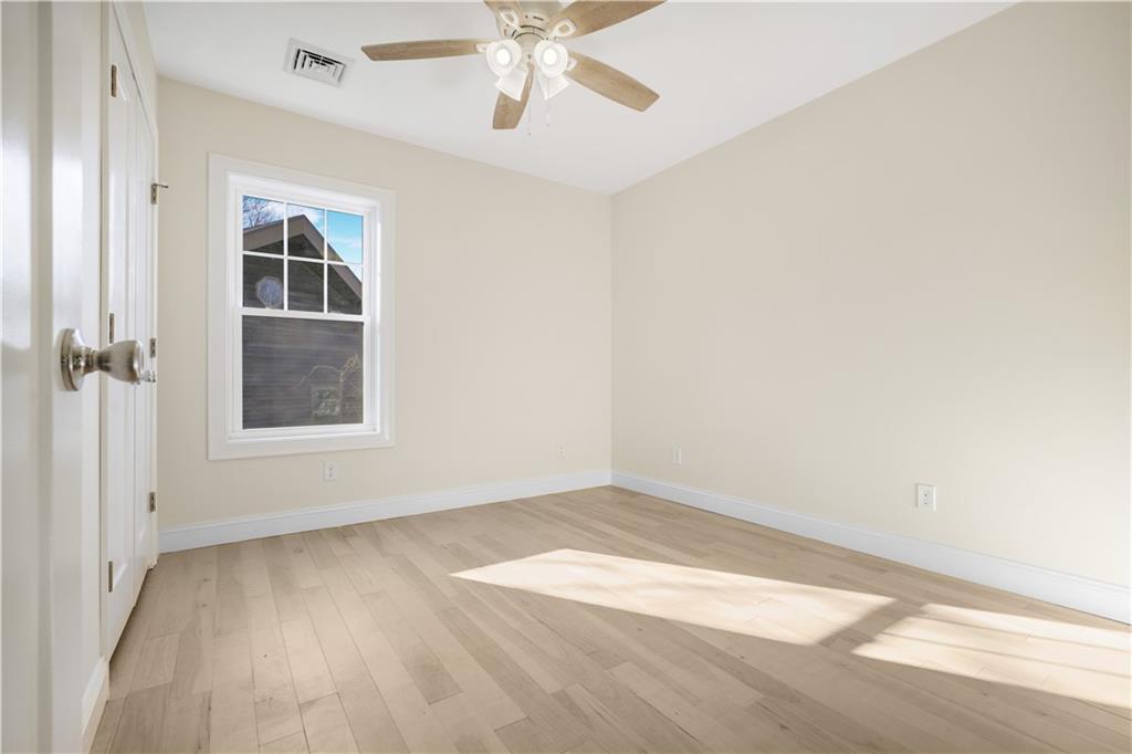 144 Bailey Street Property Photo 29