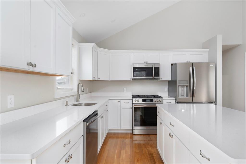 99 Draper Street Property Photo 10
