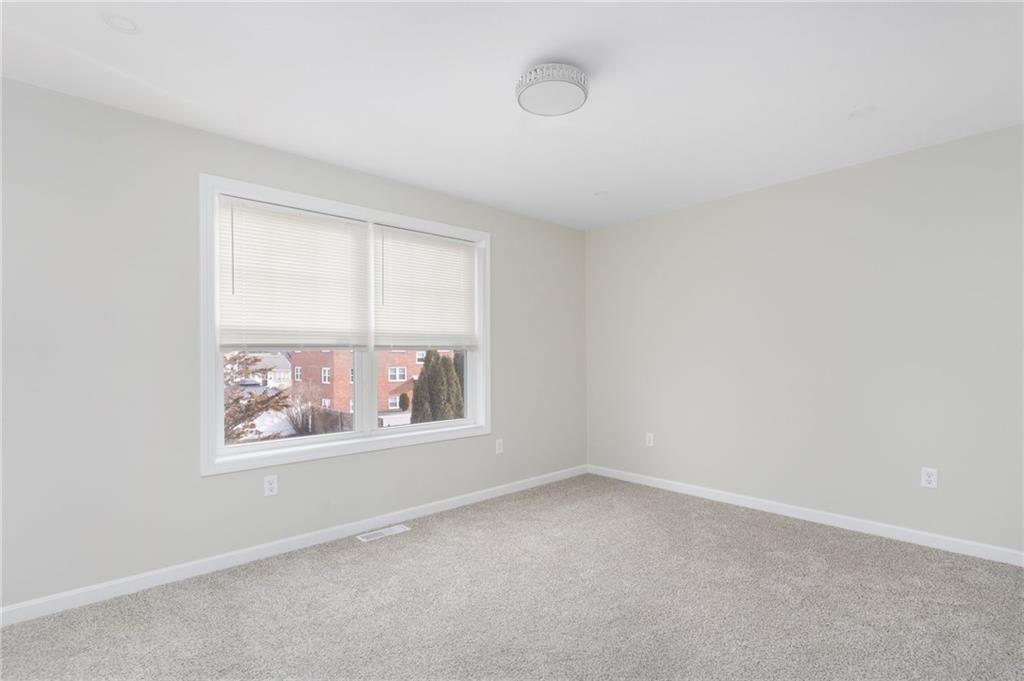 99 Draper Street Property Photo 21