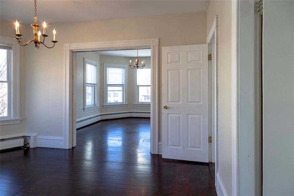 271 273 Broadway Property Photo 4