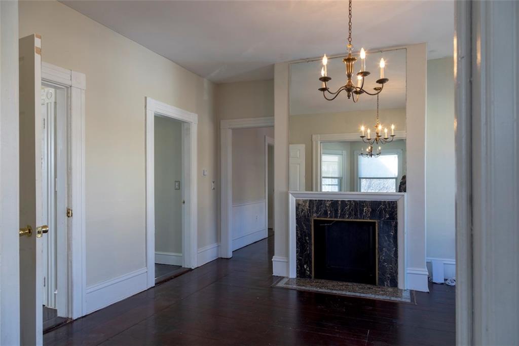271 273 Broadway Property Photo 6