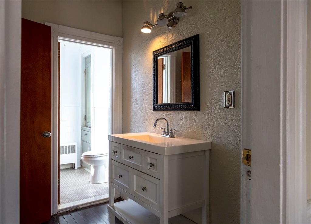 271 273 Broadway Property Photo 11