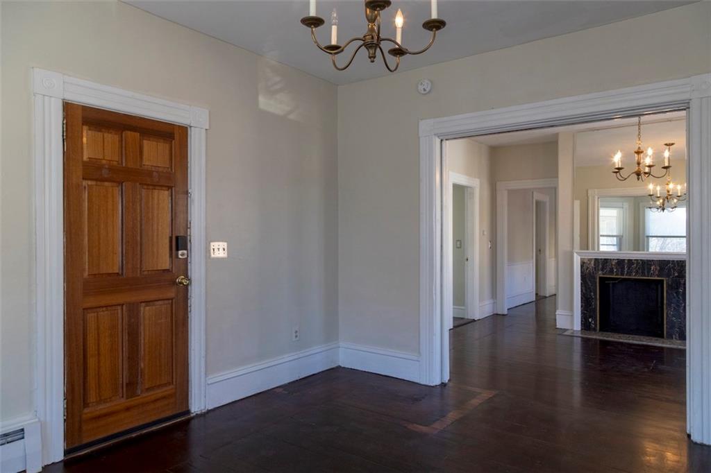 271 273 Broadway Property Photo 14