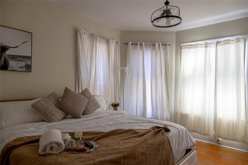 271 273 Broadway Property Photo 20