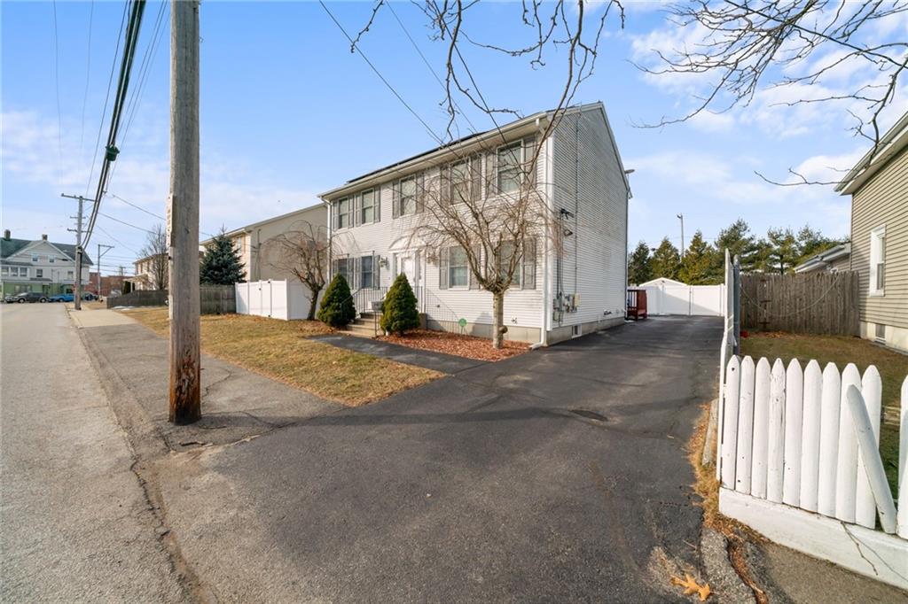 78 Kenyon Avenue Property Photo 1