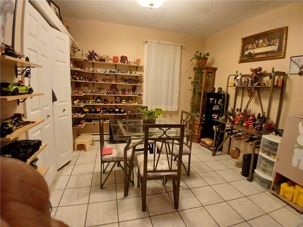 35 33 Vandewater Street Property Photo 12