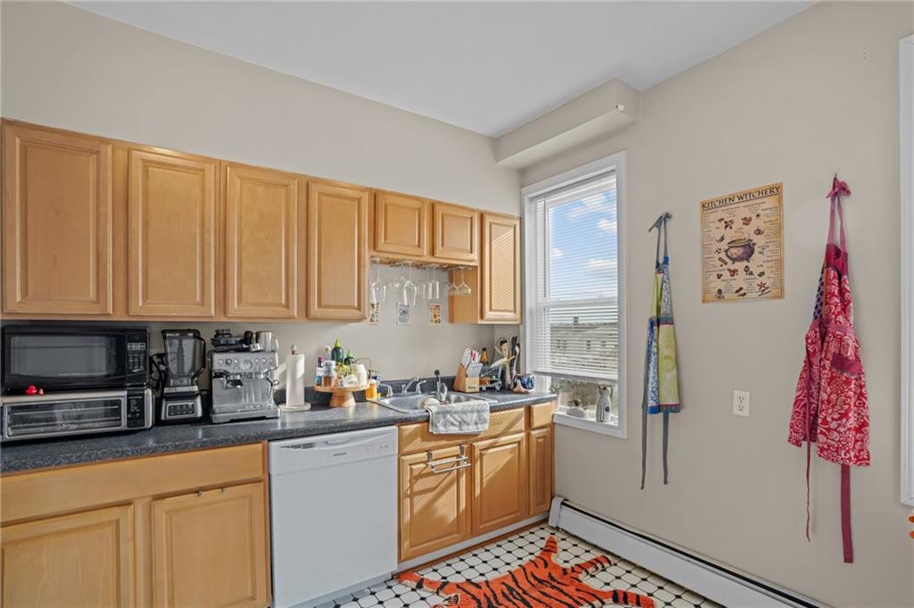 154 Peirce Street Property Photo 16