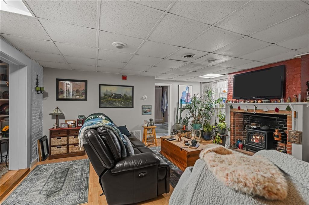 154 Peirce Street Property Photo 47