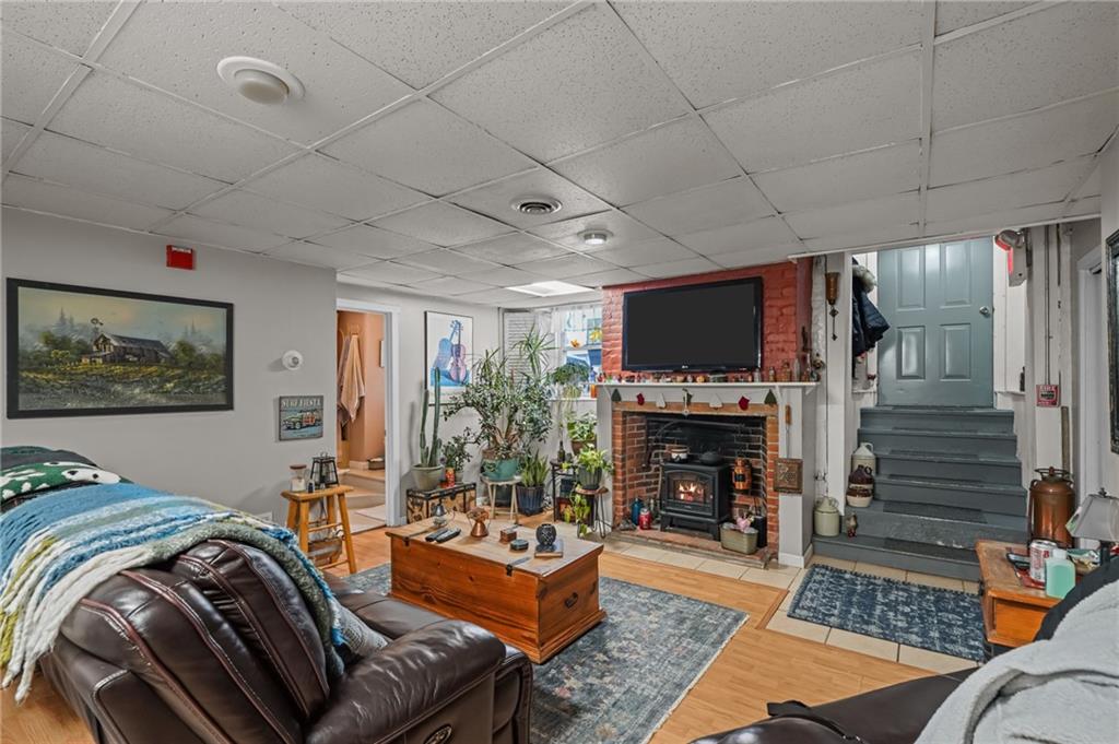 154 Peirce Street Property Photo 49