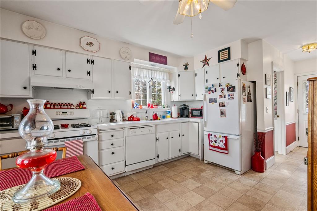 117 Centre Street Property Photo 5