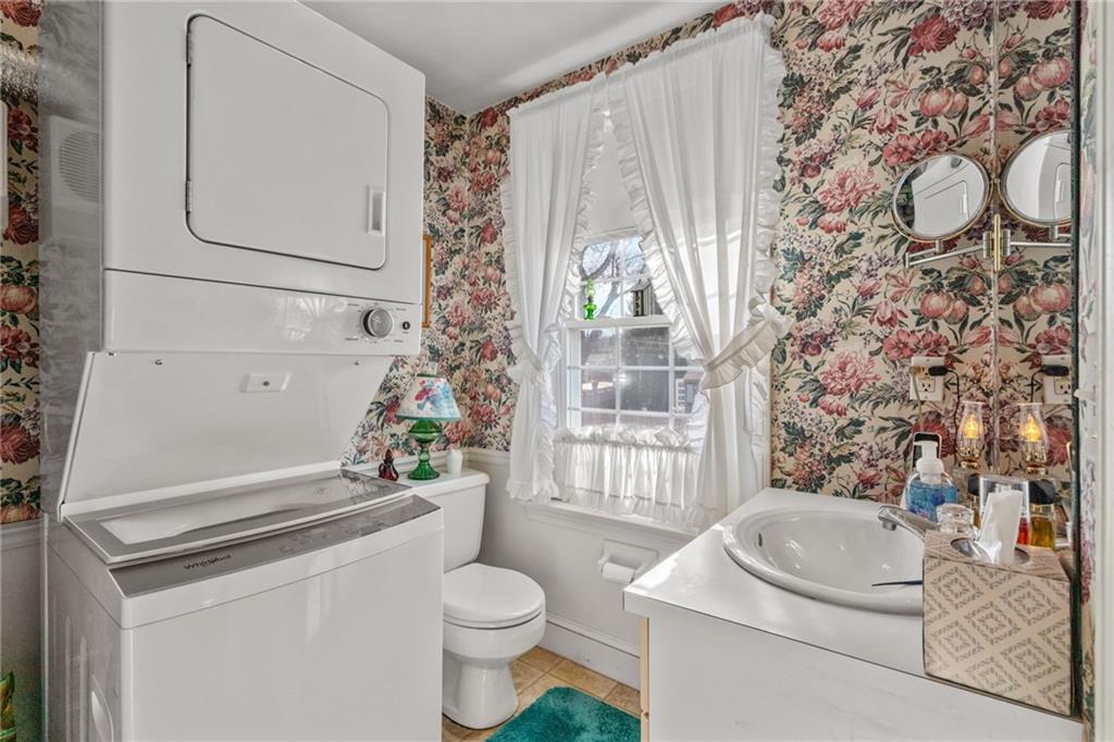 117 Centre Street Property Photo 6