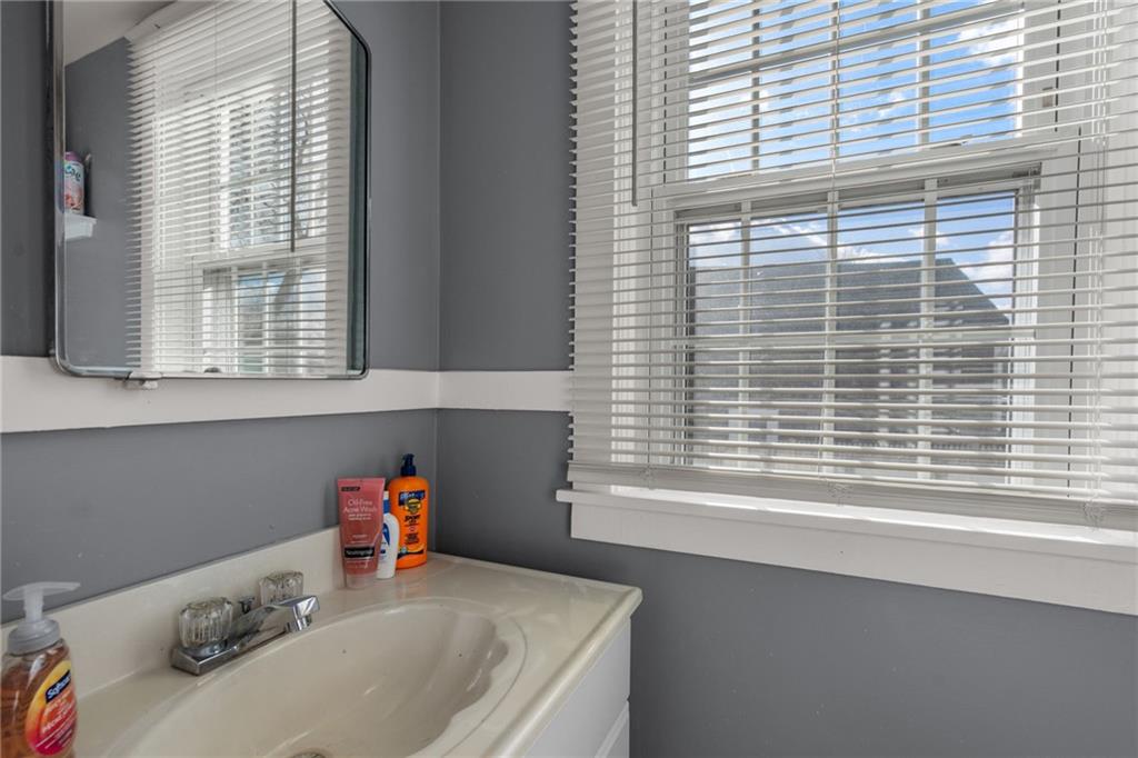 117 Centre Street Property Photo 22