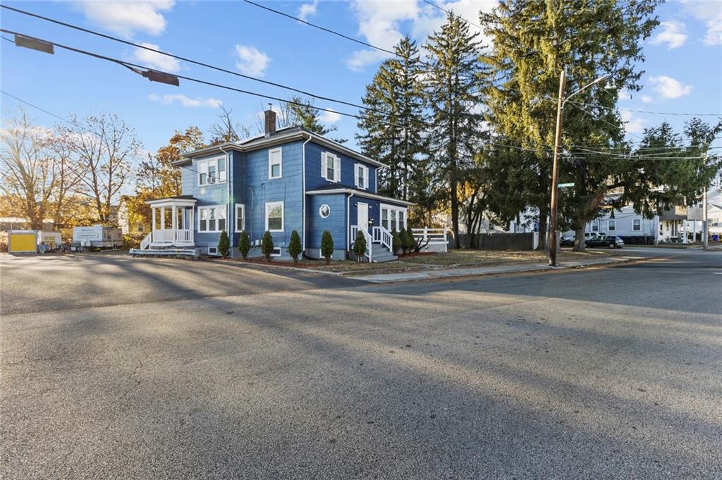 14 Pond Street Property Photo 1