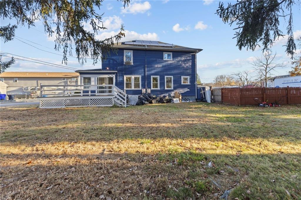 14 Pond Street Property Photo 31