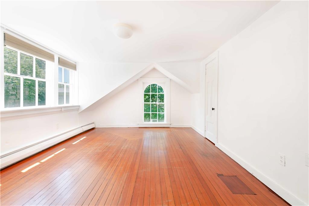 40 Catherine Street Property Photo 15