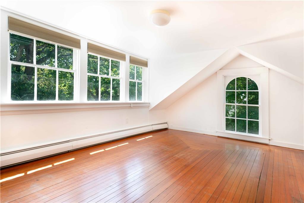 40 Catherine Street Property Photo 16