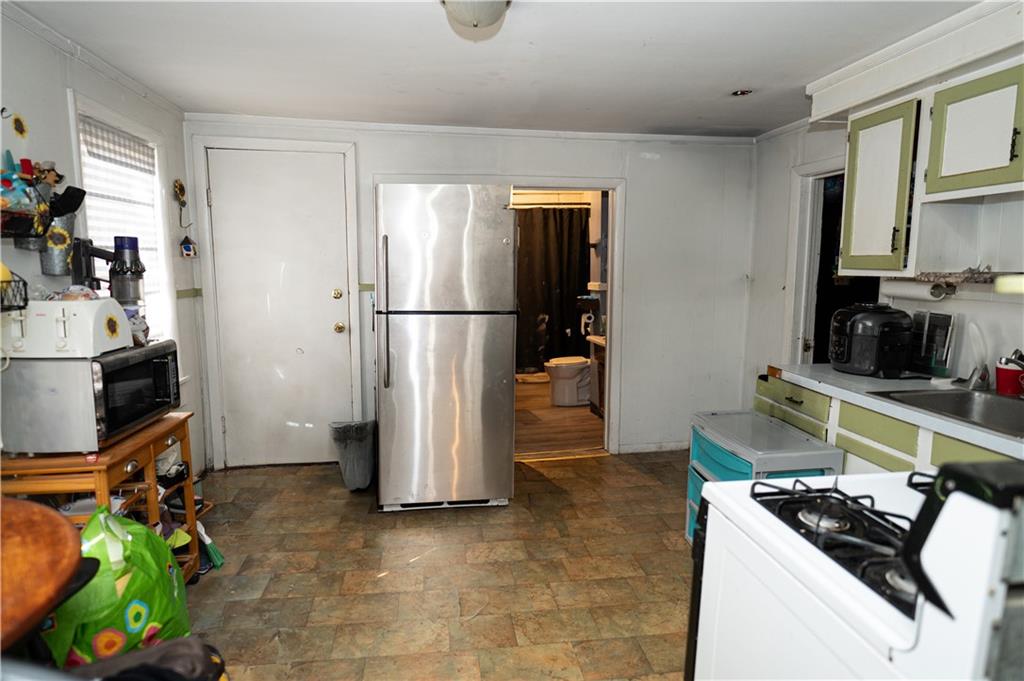61 Fuller Street Property Photo 27