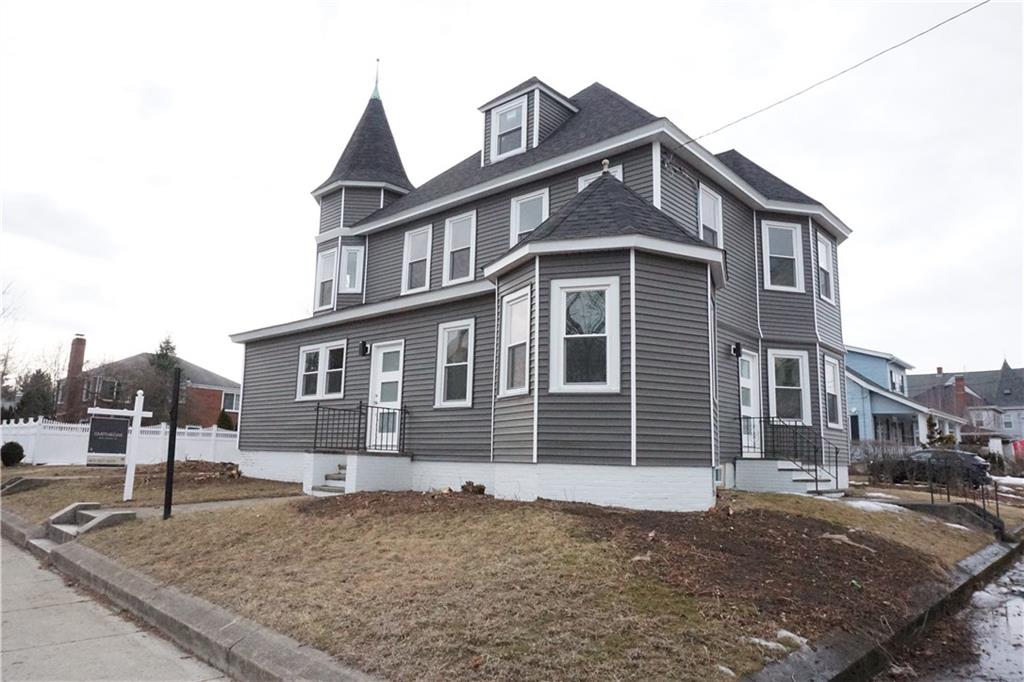 631 Pontiac Avenue Property Photo 1