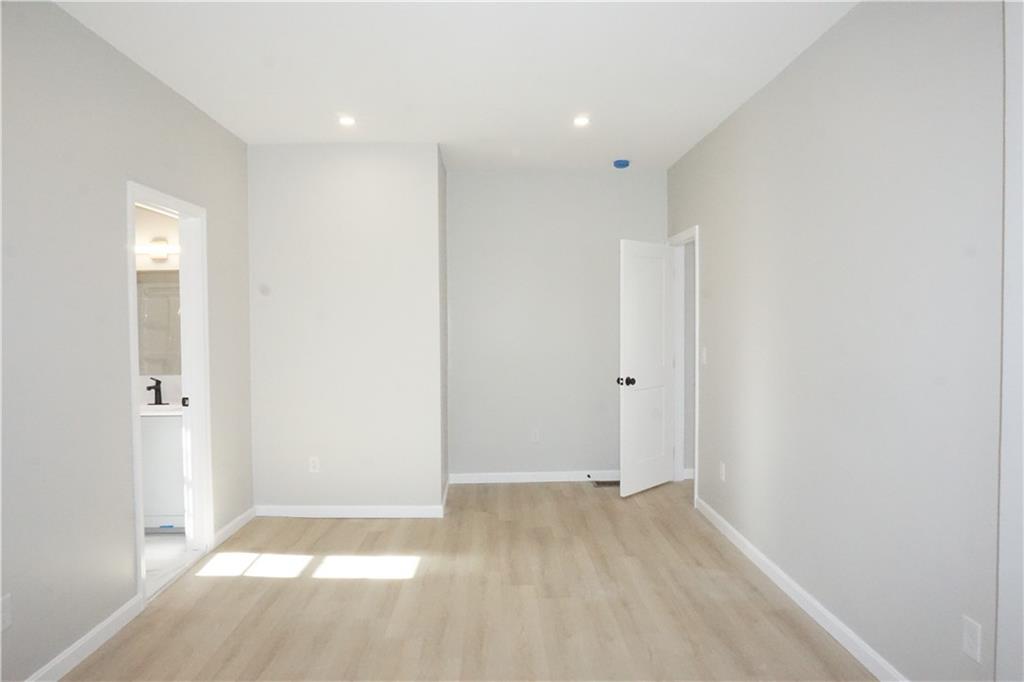 631 Pontiac Avenue Property Photo 13
