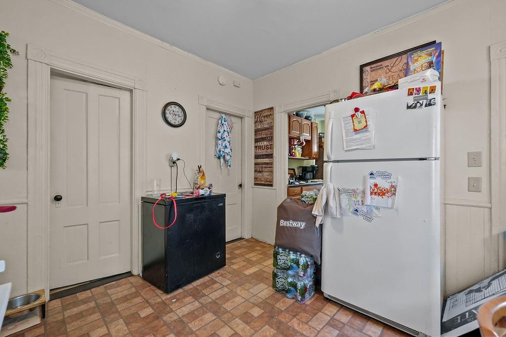 48 50 Laura Street Property Photo 11
