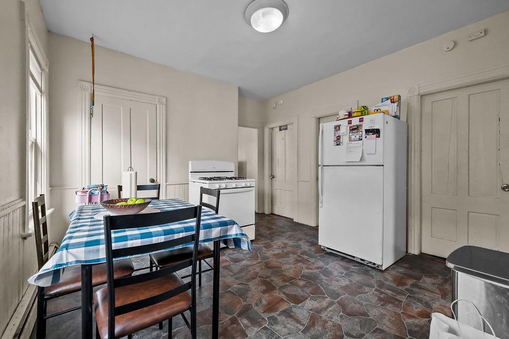 48 50 Laura Street Property Photo 17