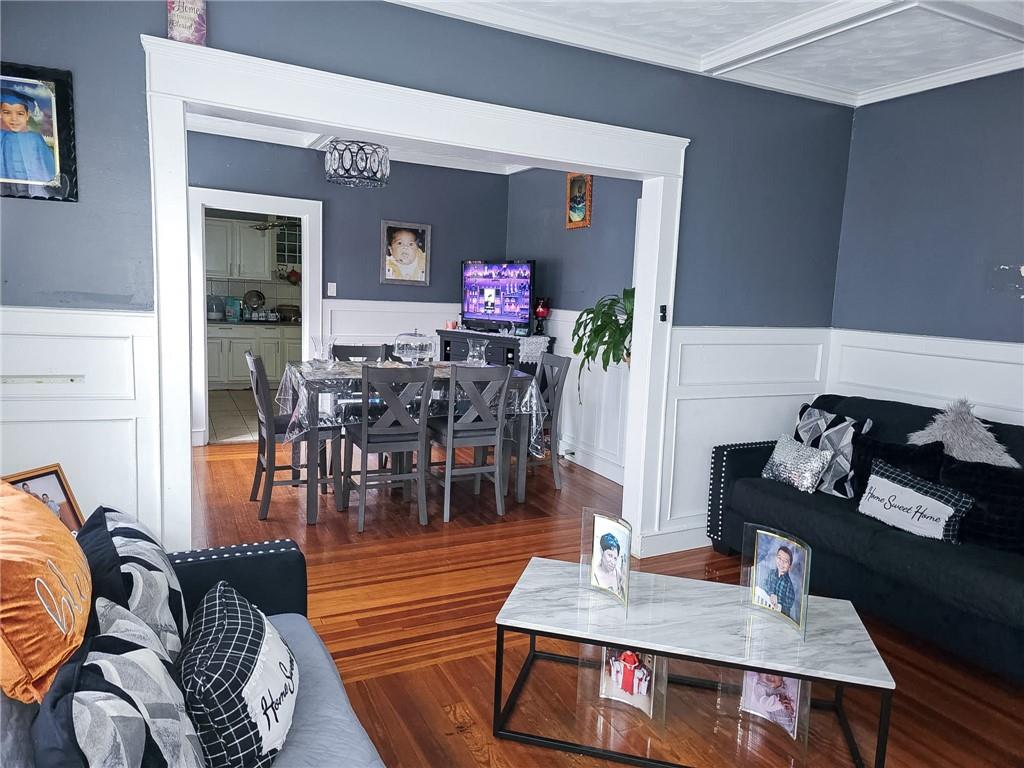 36 Utton Avenue Property Photo 7